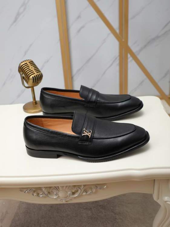 Picture of Louis Vuitton Shoes _SKULVsz38-44mnf100214481